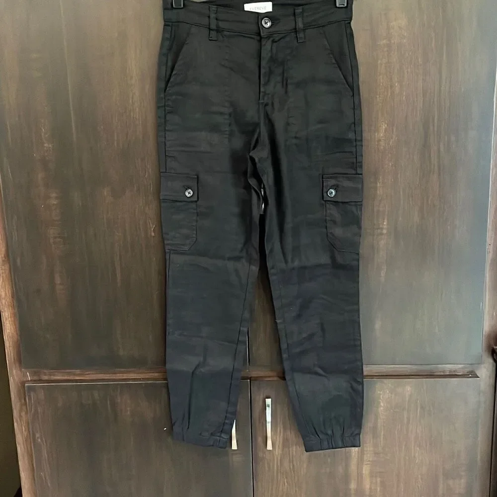 Evereve Black Tessa Cargo Jogger Pants‎ Size 25